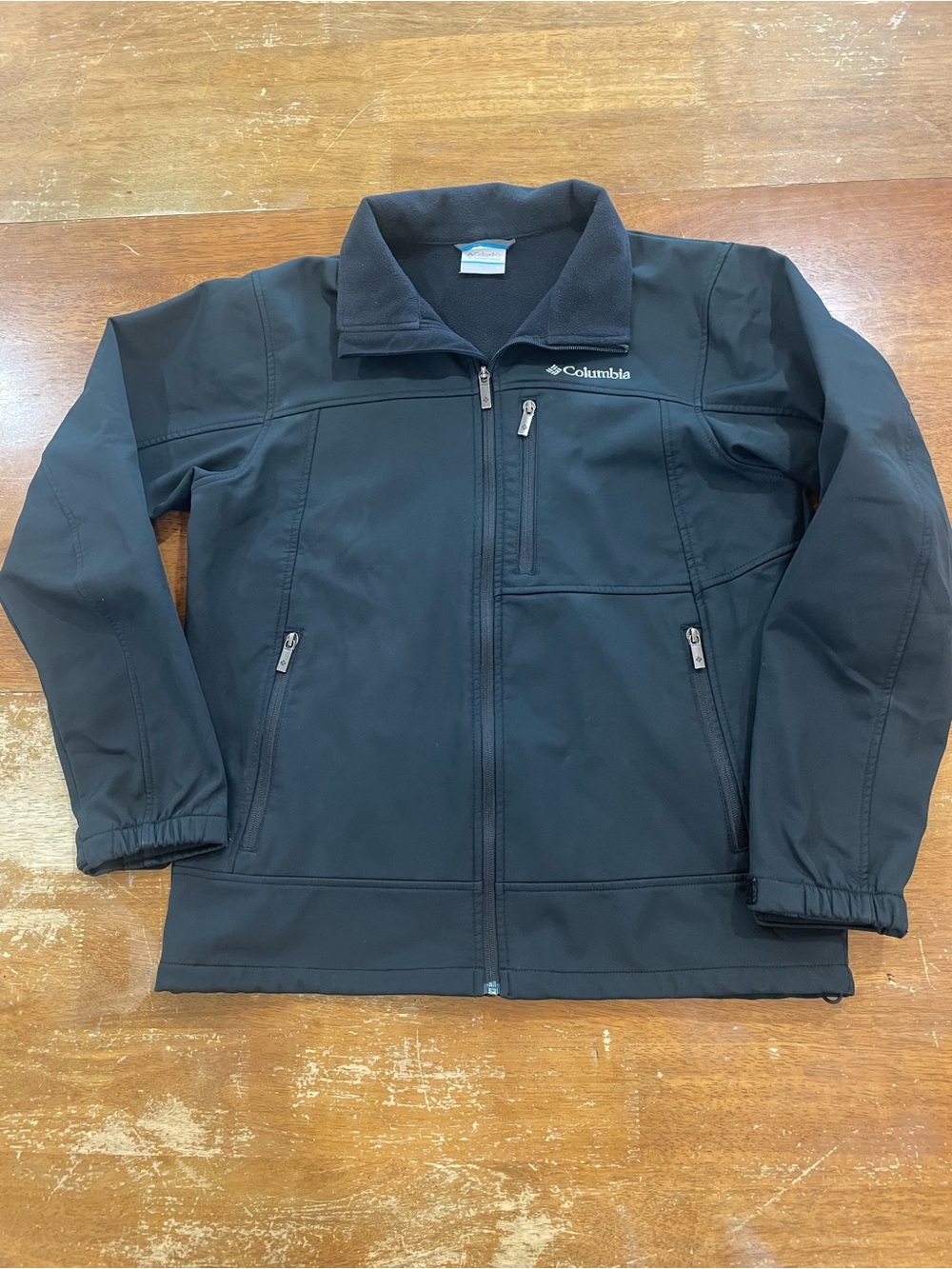 Columbia Men's Black Performance Softshell Jacket